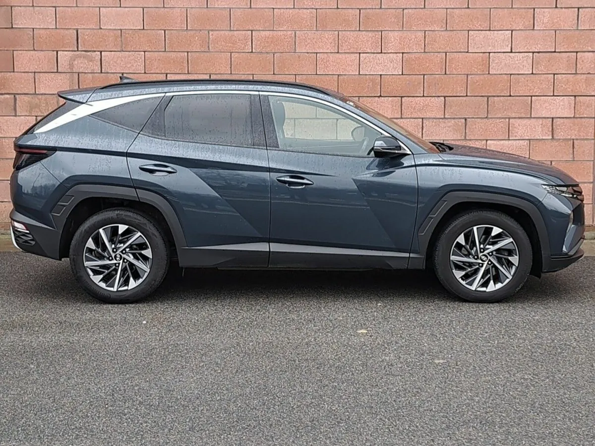 Hyundai Tucson Executive Plus Model 1.6 Diesel. - Image 4