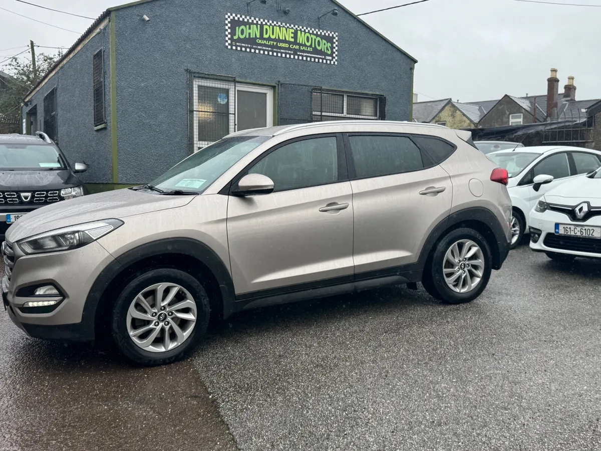Hyundai Tucson Executive high spec - Image 1