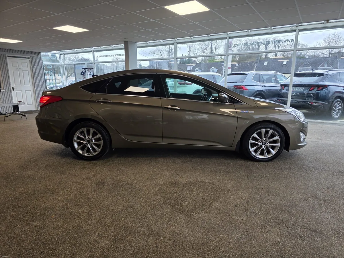 Hyundai i40 1.7 D Executive 2015 - Image 3