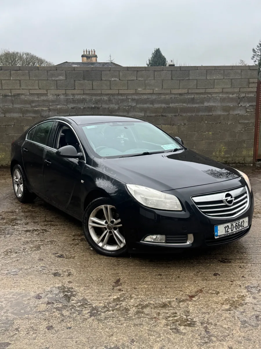 Opel Insignia 2012 - Image 1