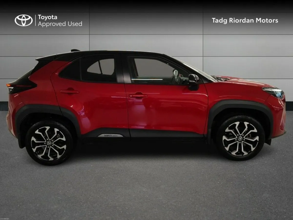 Toyota Yaris Cross LUNA SPORT - Image 3