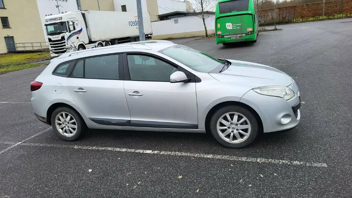 Renault Megane 2011 with TAX and NCT till 07/26 - Image 1