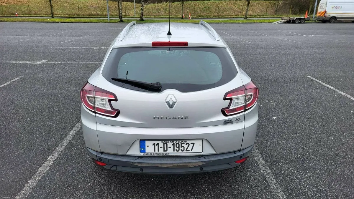 Renault Megane 2011 with TAX and NCT till 07/26 - Image 4