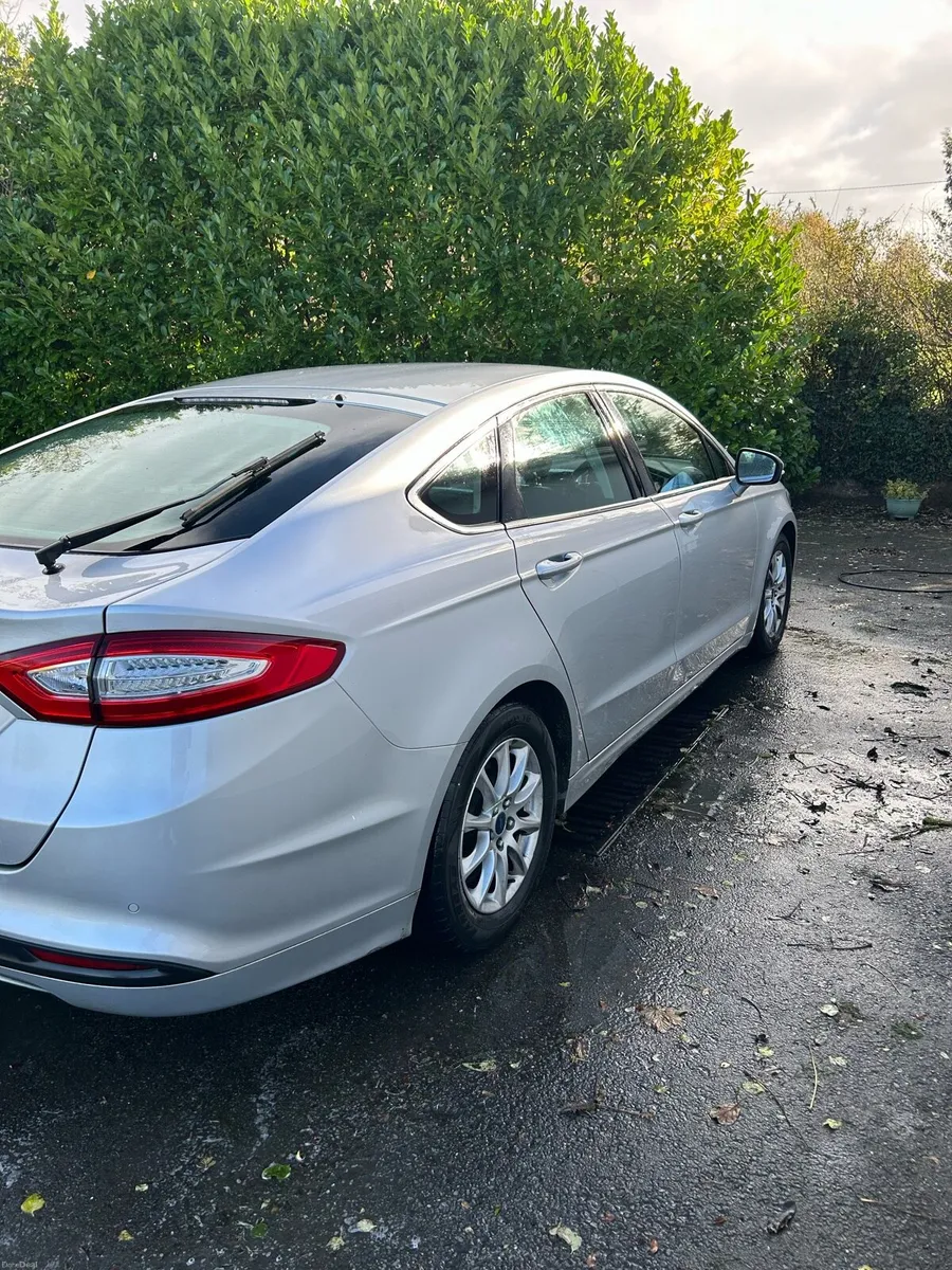 2015 Ford Mondeo 2.0 TDCI Zetec - Image 2
