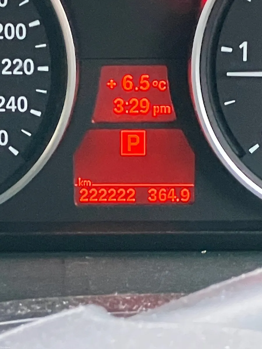 BMW 5-Series 2008 - Image 1