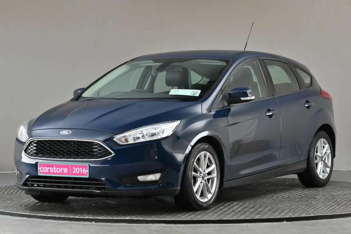 Ford Focus 1.5 TDCi 95BHP STYLE 6SPD - Image 3