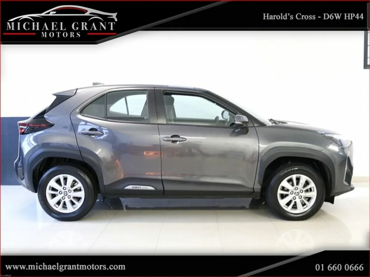 Toyota Yaris Cross 1.5 HYBRID CVT AUTOMATIC LUNA 1 - Image 4