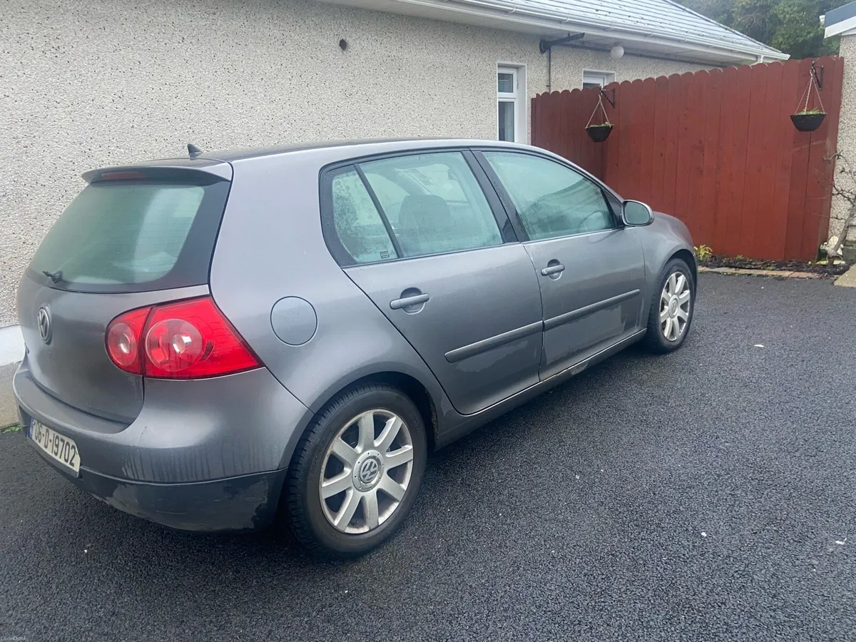 Volkswagen Golf 1.4 petrol 2006 - Image 2
