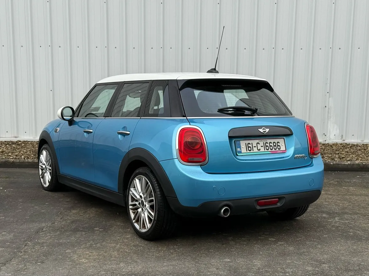 Mini Cooper D (Automatic) - Image 2