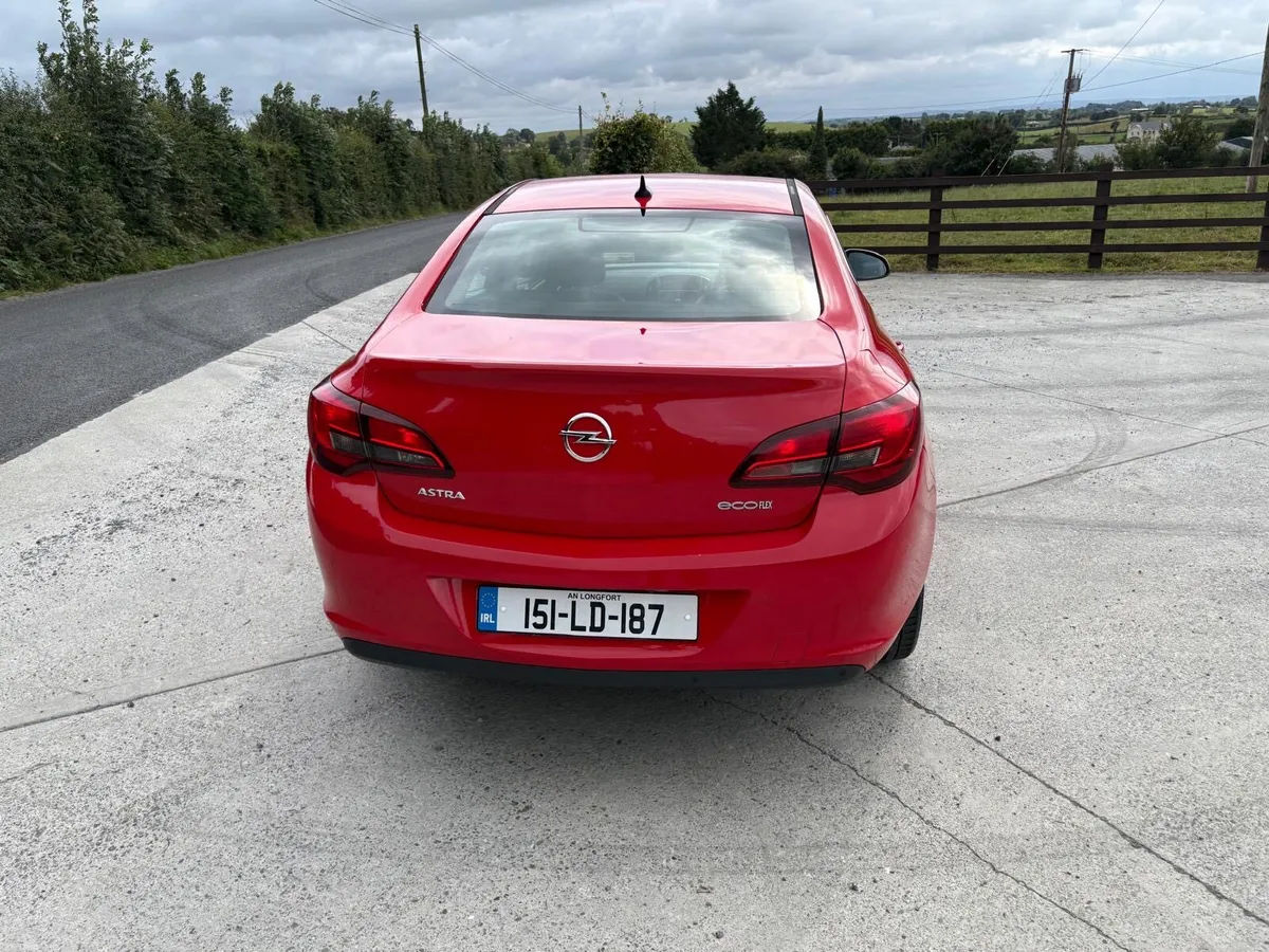Opel Astra 1.6CDTI HIGH SPEC *CHEAP*MINT* - Image 3