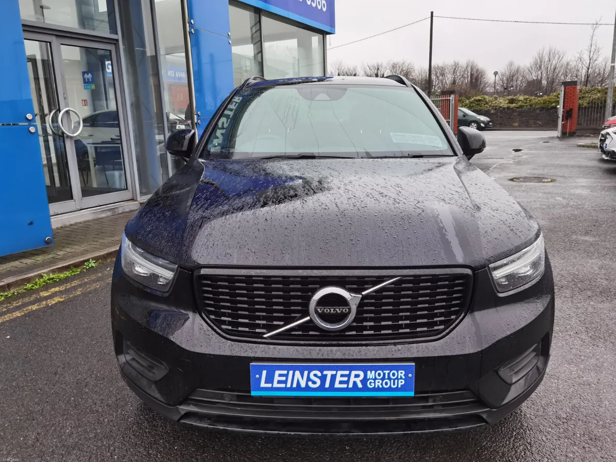 VOLVO XC40 1.5 T4 R-DESIGN RECHARGE AUTO PHEV - Image 2