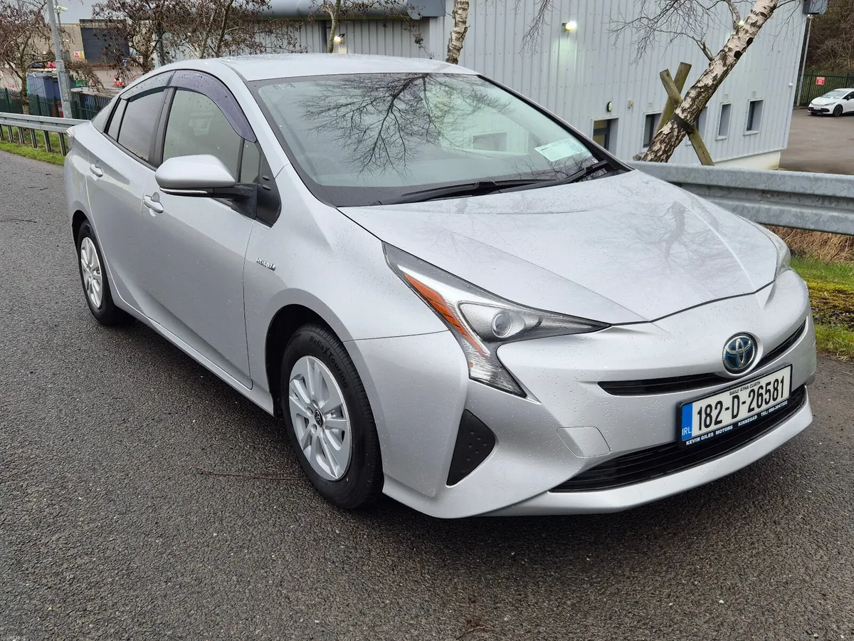 2018 Tyota Prius - Image 3