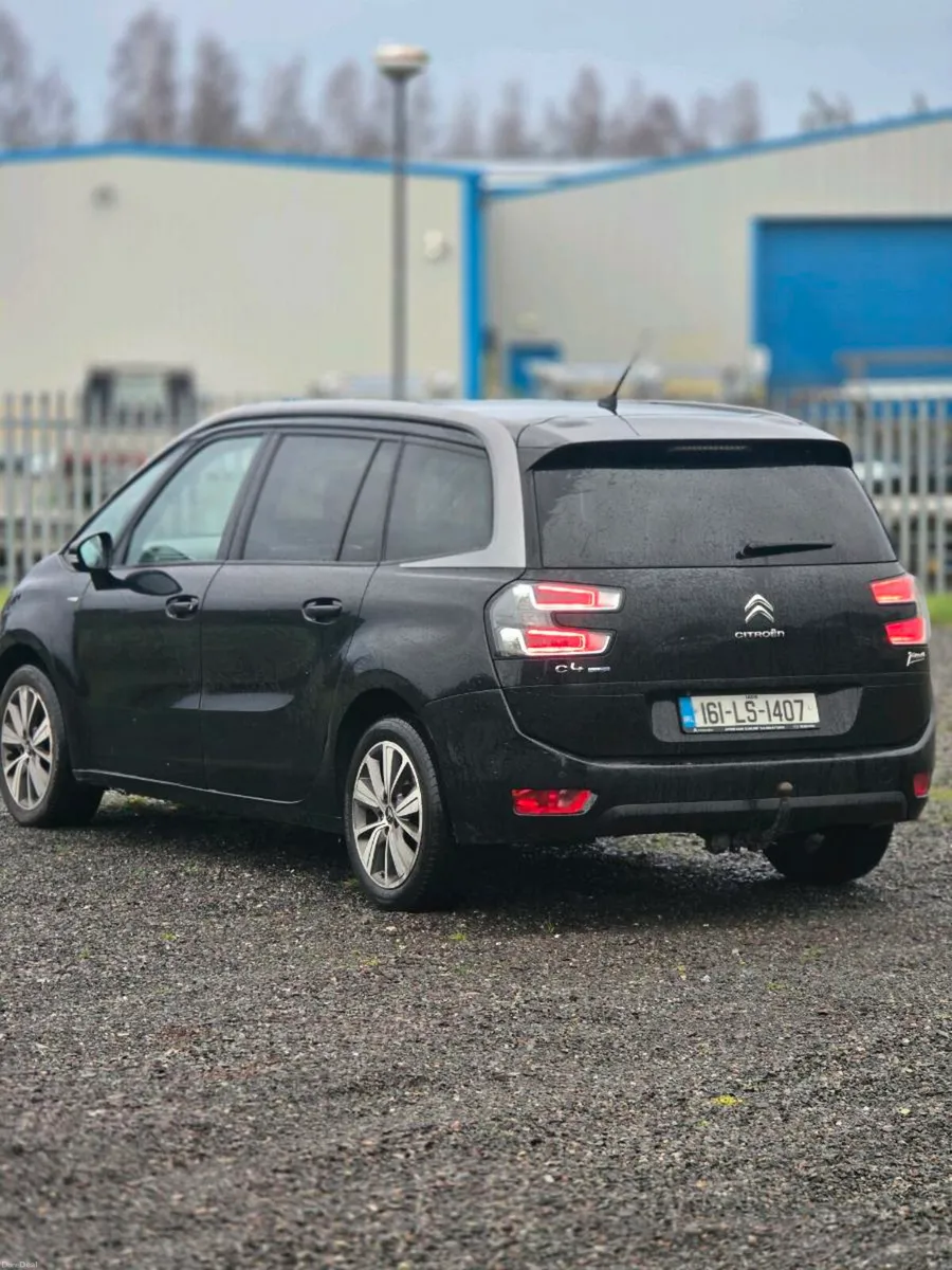 Citroën c4 Picasso Executive model 5150€ - Image 2