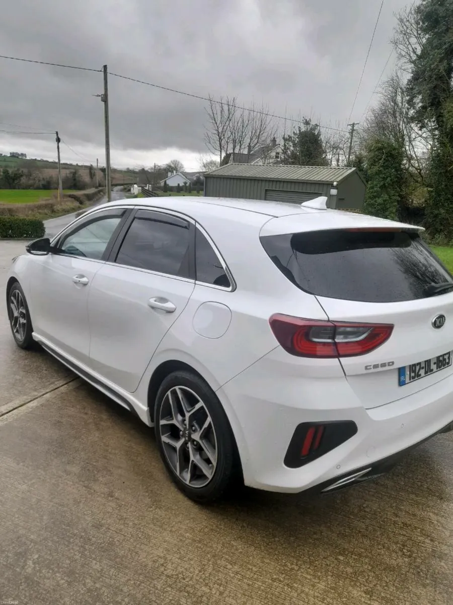Kia ceed 1.0gdi gtline - Image 4