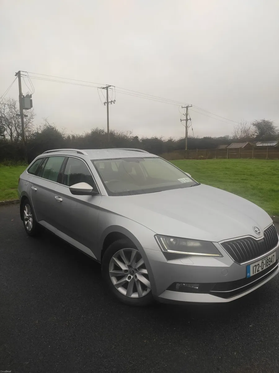 Skoda Superb 2017 - Image 1