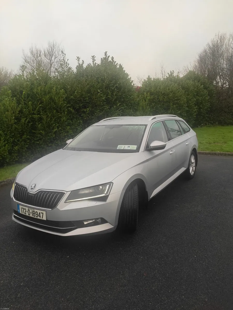 Skoda Superb 2017 - Image 2