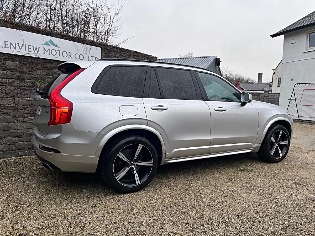 2017 Volvo XC90 R Design 235HP Auto 7 Seater AWD - Image 4