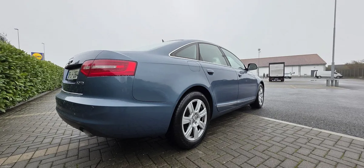 Audi A6 2009 - Image 2