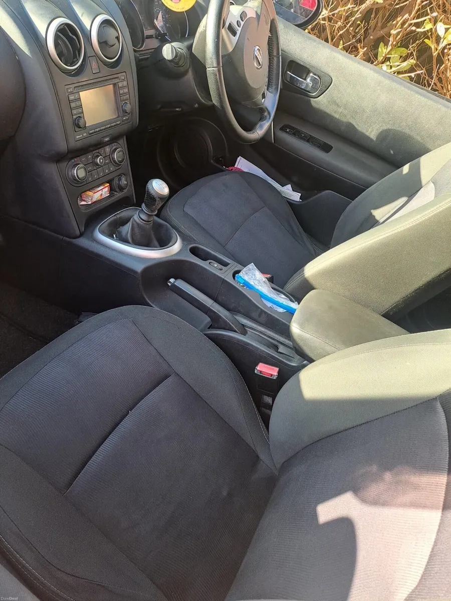 Nissan qashqai + 2 - Image 4