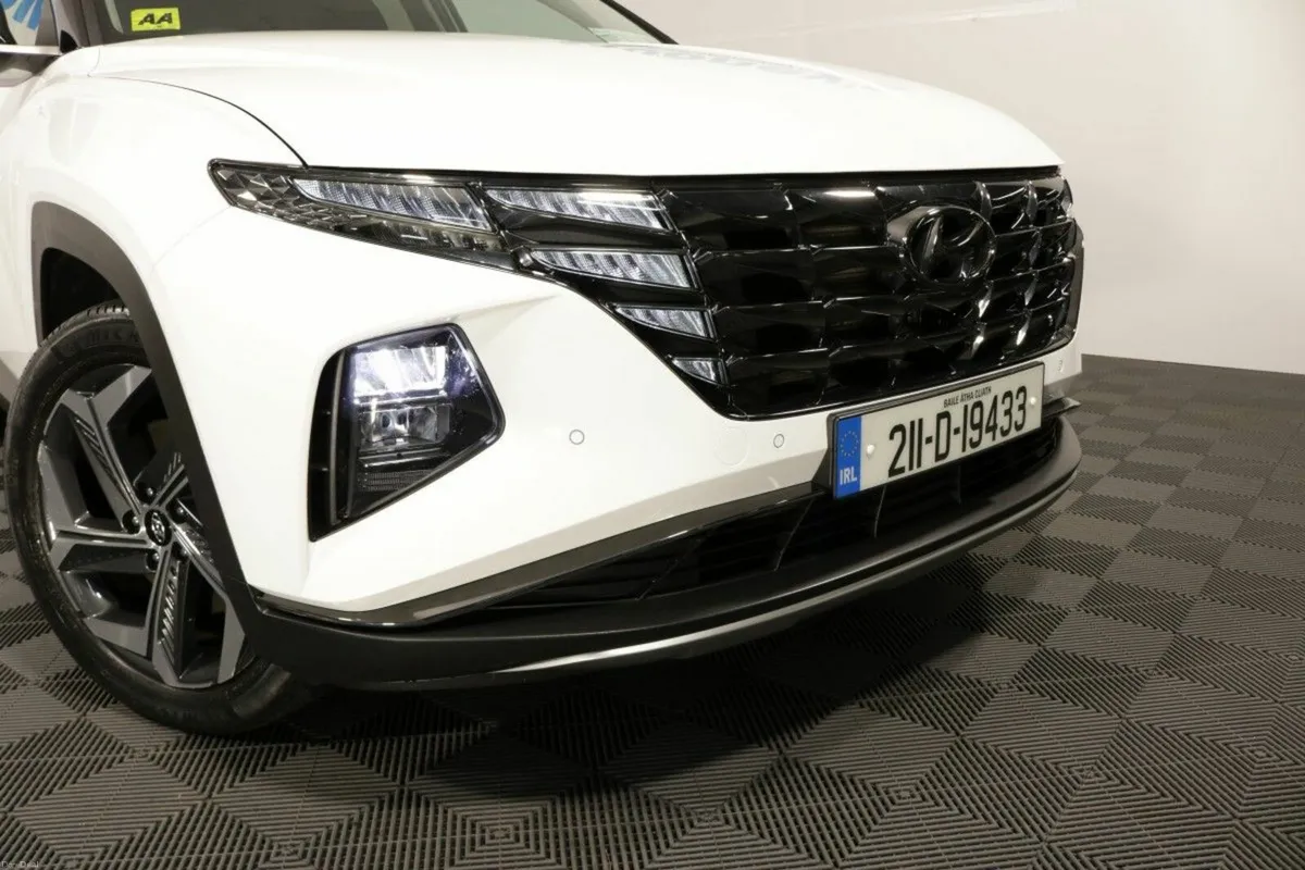 Hyundai Tucson HYBRID EXECUTIVE PLUS 1.6L PETROL A - Image 3