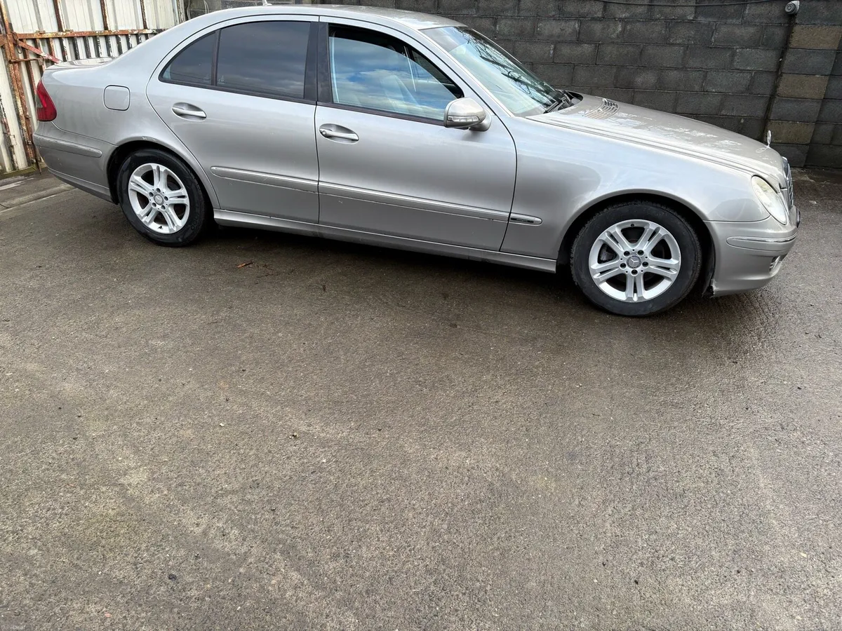 Mercedes e220 cdi - Image 4