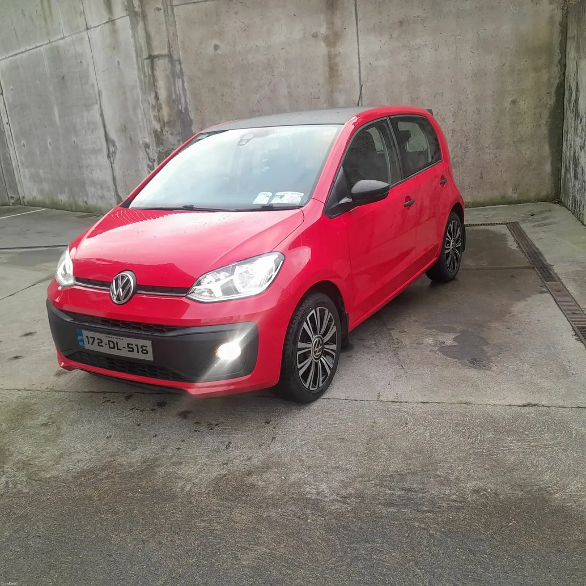 Volkswagen up! 2017 - Image 3