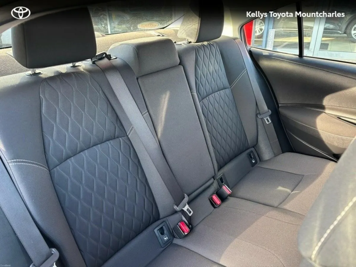 Toyota Corolla COROLLA HYB LUNA SALOON - Image 4