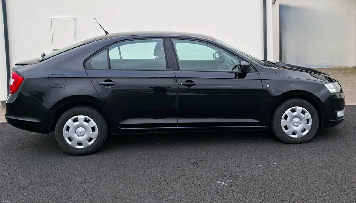 2013 Skoda Rapid 1.2 TSI Petrol - Image 4