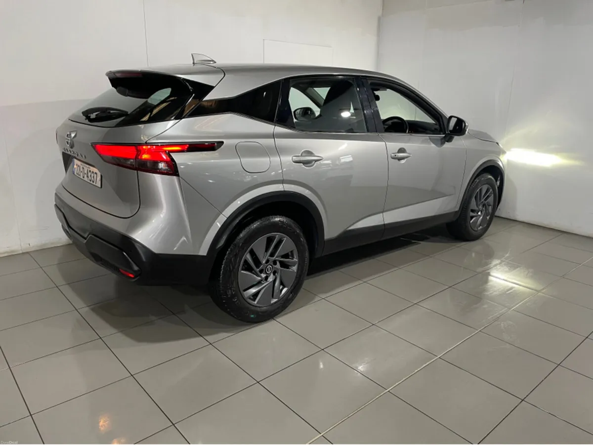 Nissan Qashqai 1.3 HYB SV  FULL SERVICE HISTORY - Image 3