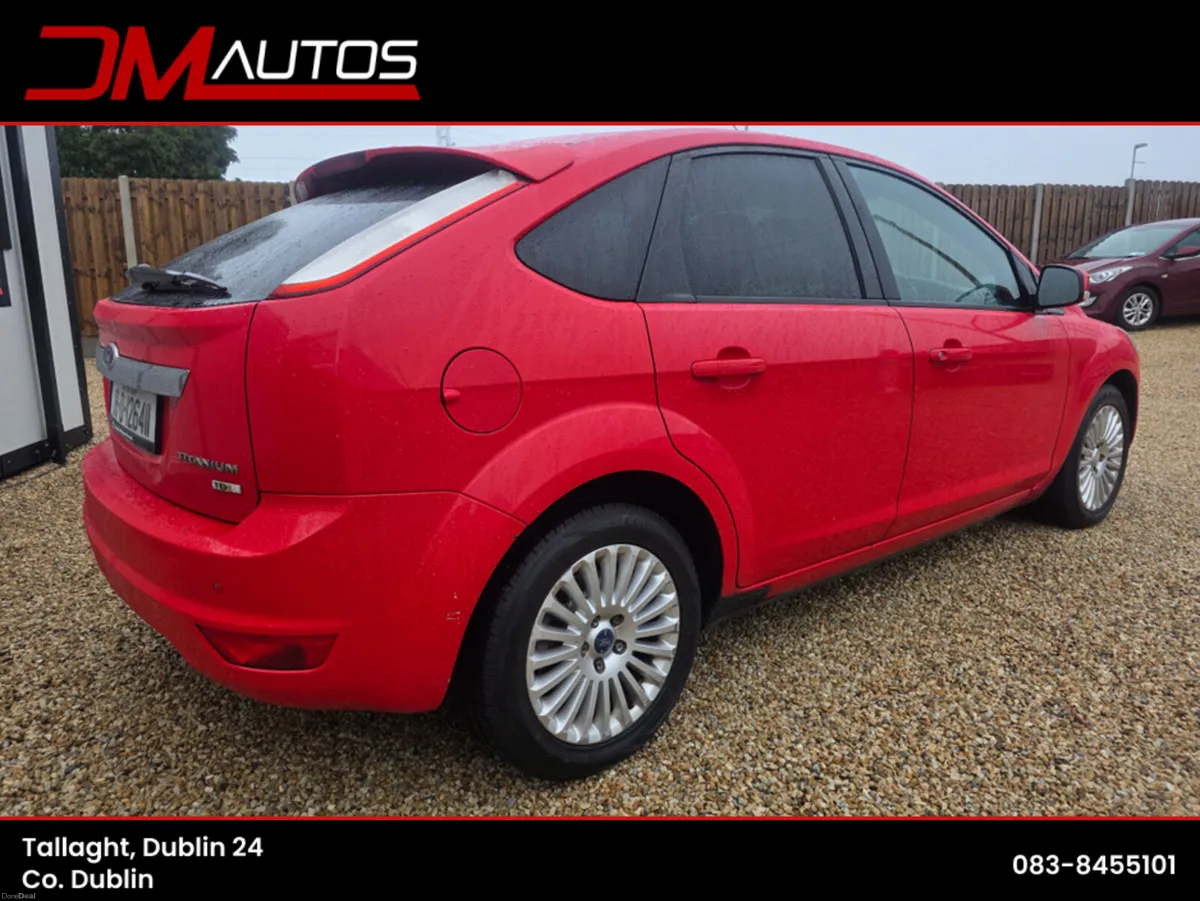 Ford Focus 1.8 TDCI TITANIUM 113BHP 5DR - Image 3