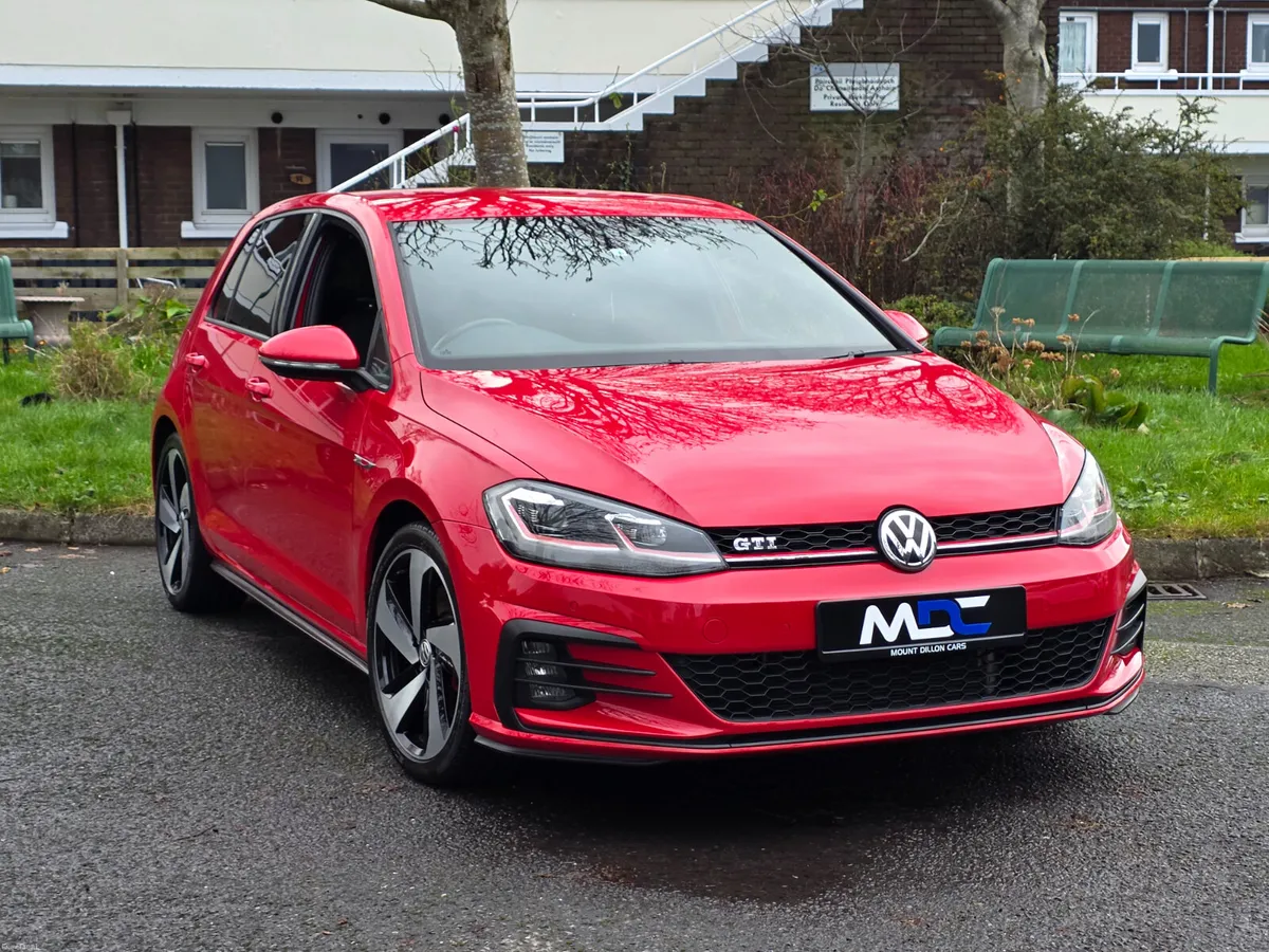 Volkswagen Golf GTI DSG MK7.5 *Tornado Red* 2018 - Image 3