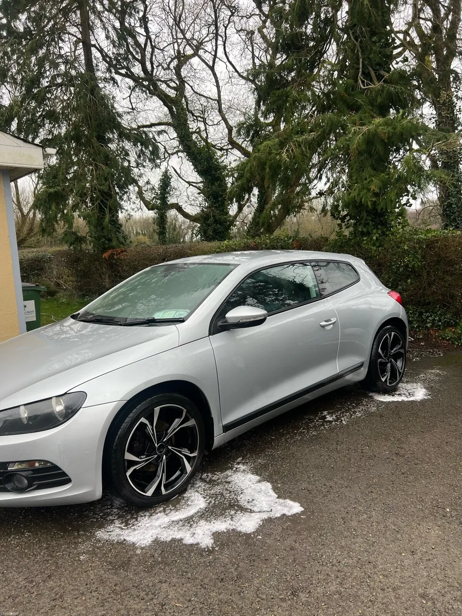 Volkswagen Scirocco 2.0 - Image 4