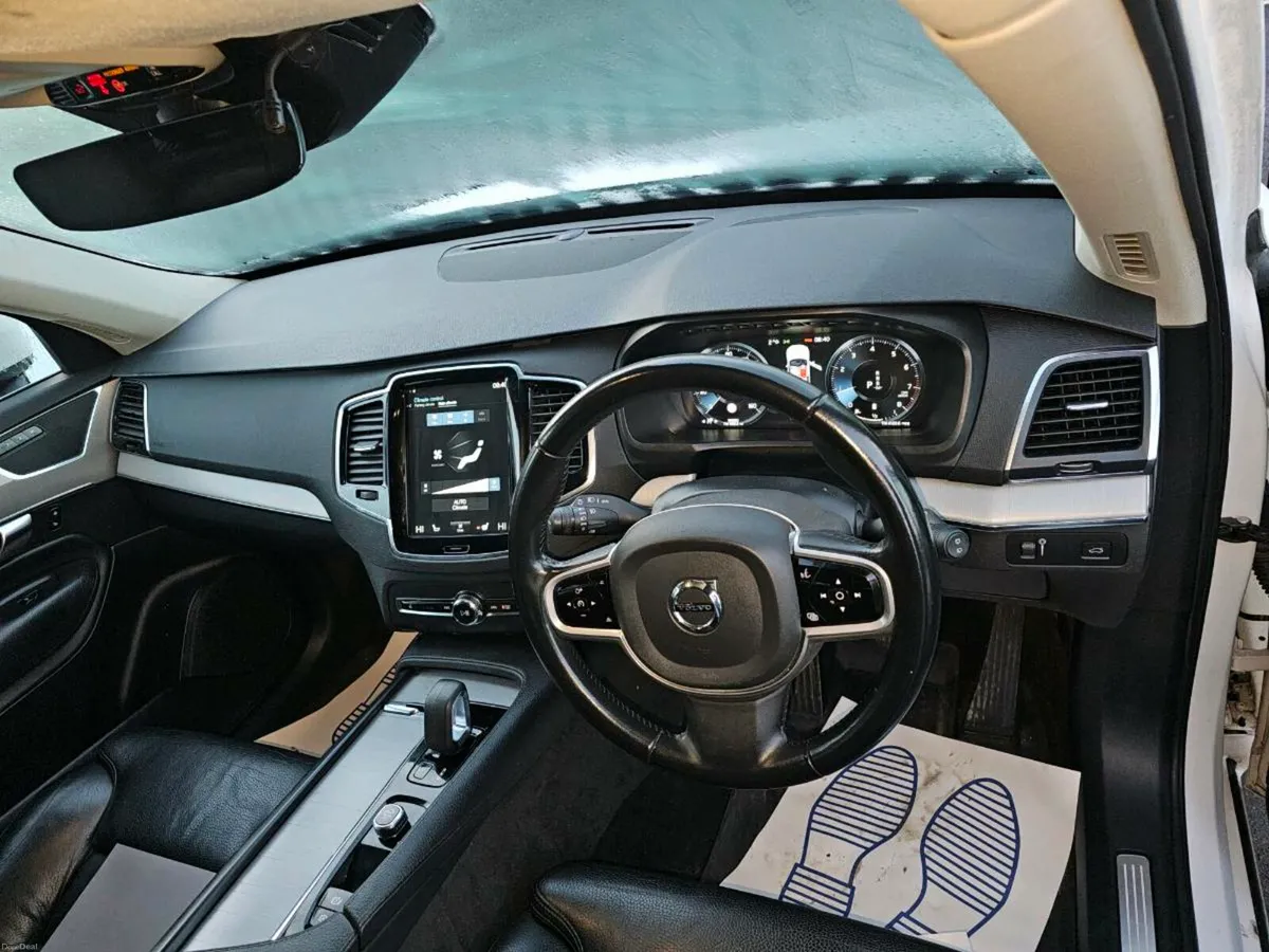 VOLVO XC90 - Image 3