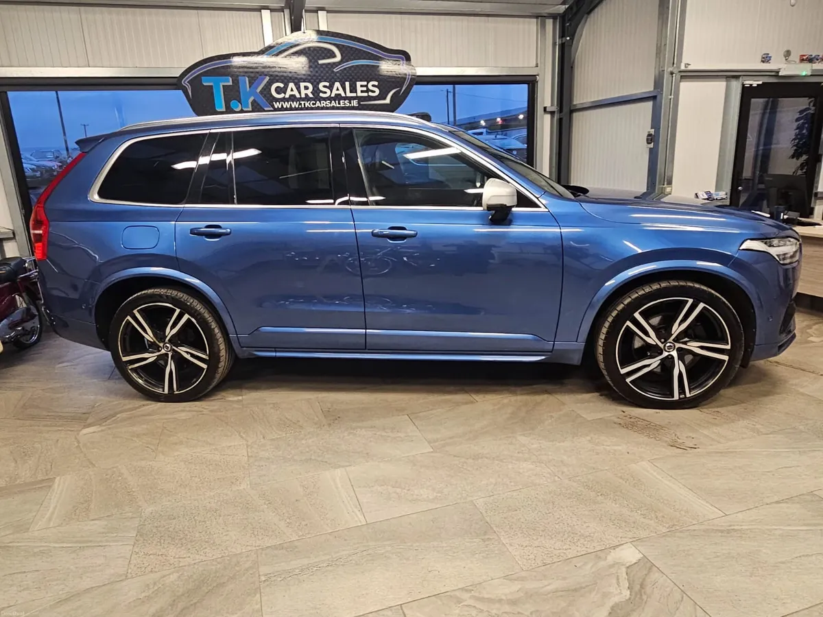 17 VOLVO XC90 T8 R-DESIGN 407 BHP - Image 3