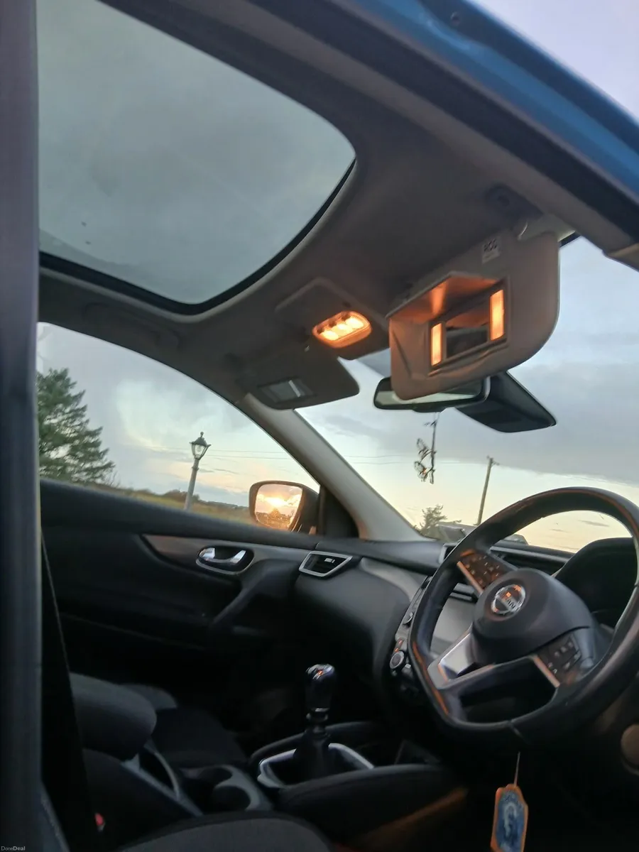 Nissan Qashqai 2018 - Image 2