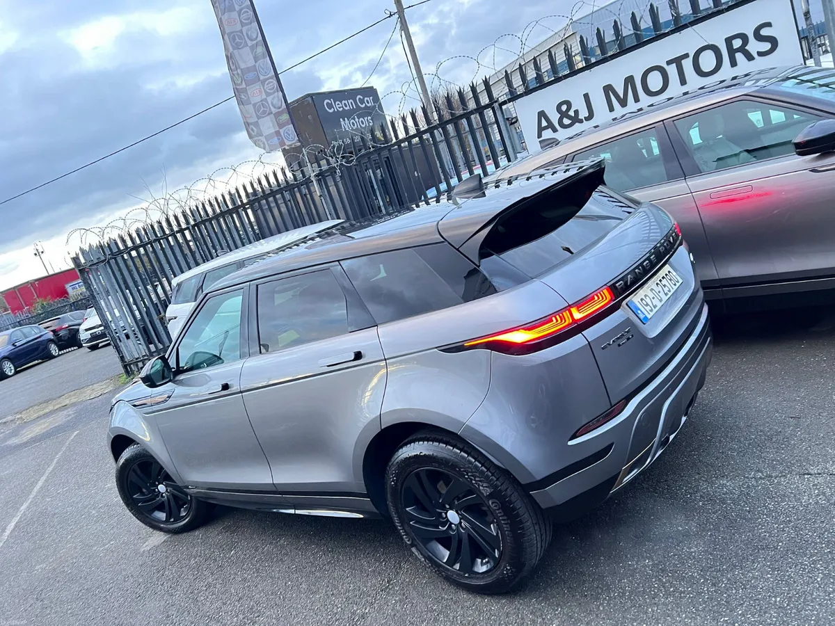 19 Land Rover Evoque Glass Roof Automatic - Image 5