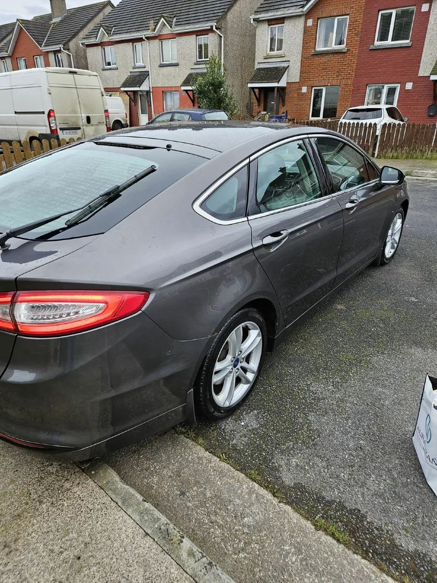 Ford Mondeo Titanium - Image 4