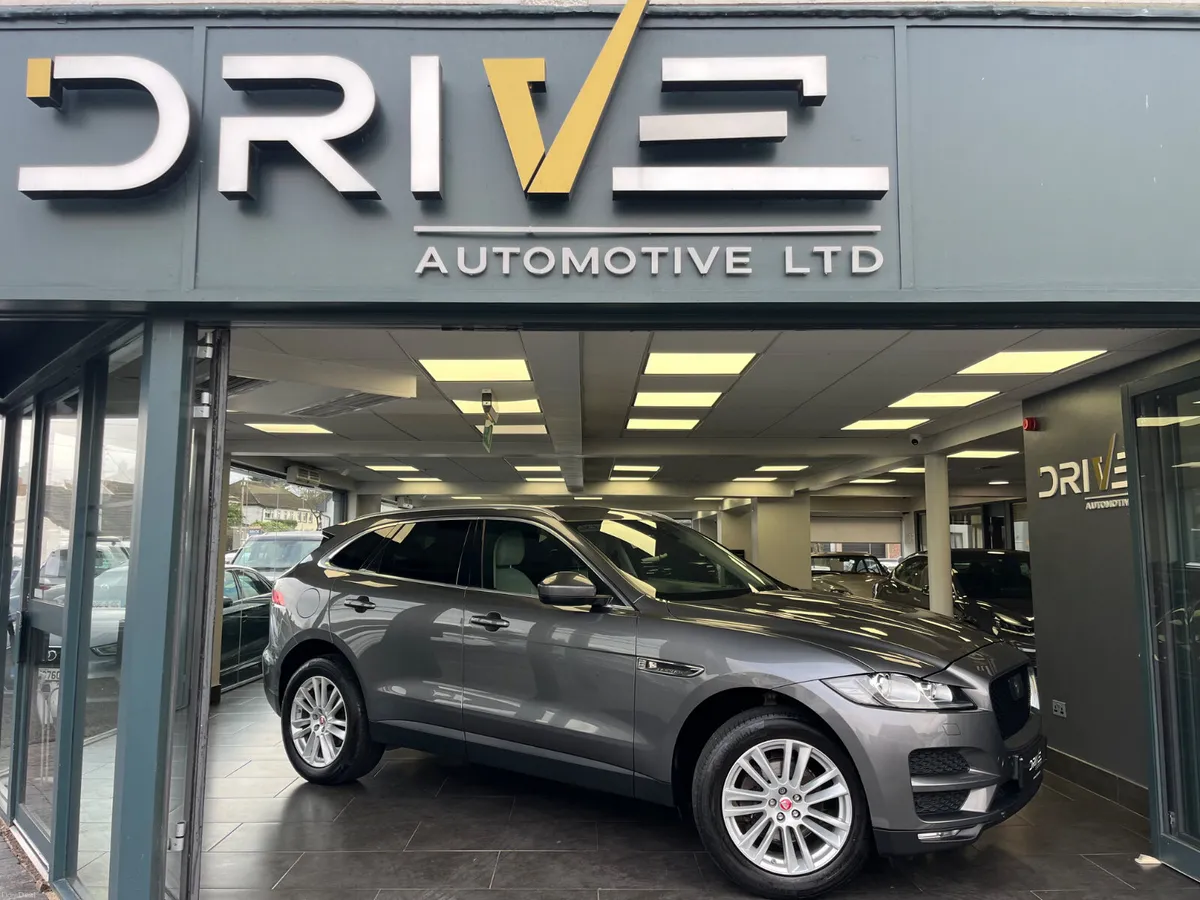 Jaguar F-Pace 2017 2.0 Automatic ***1 Year Warrant - Image 3