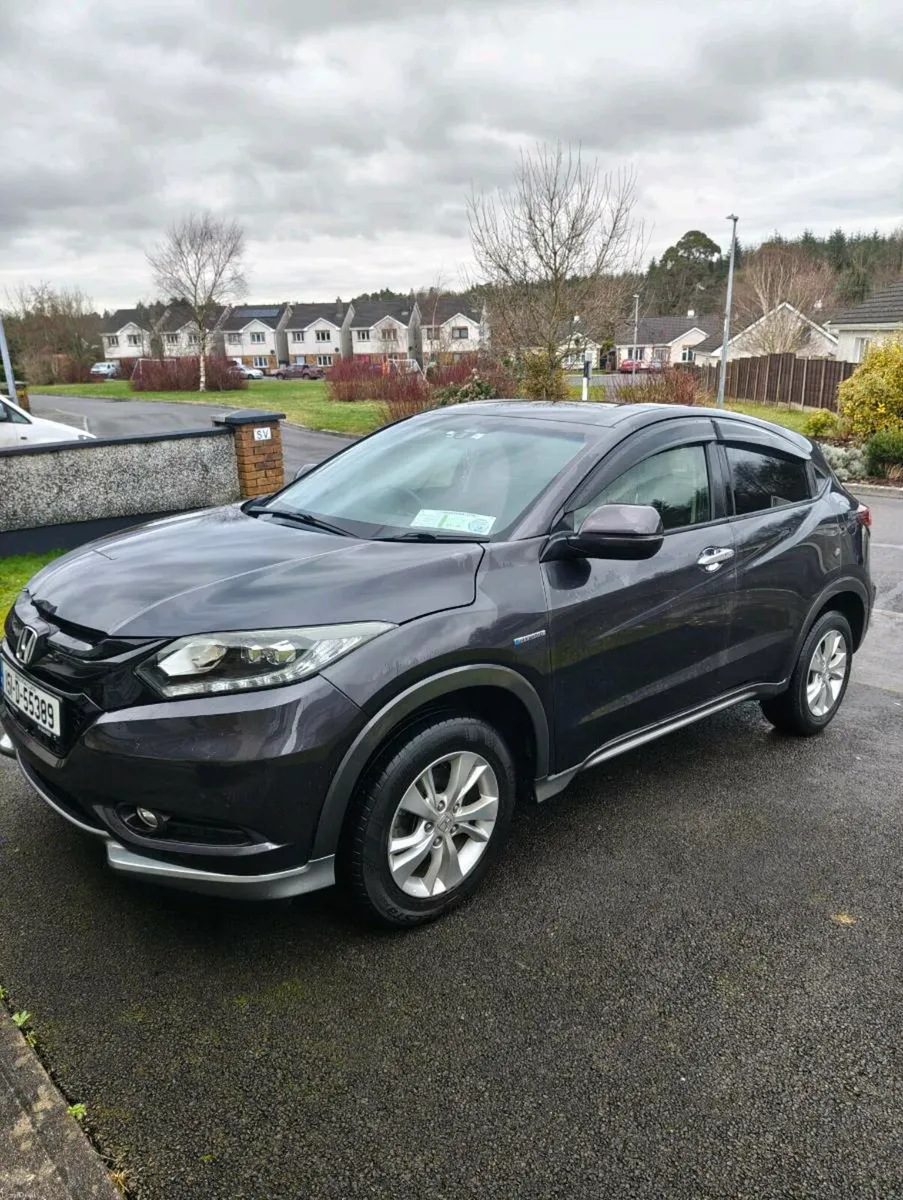 Honda Vezel 2015 1.5 Petrol Automatic New NCT - Image 4