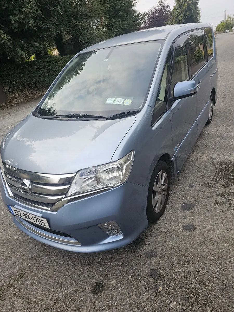 Nissan Serena - Image 2