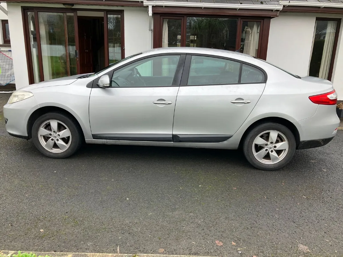 Renault Fluence 2012 Diesel - Image 2