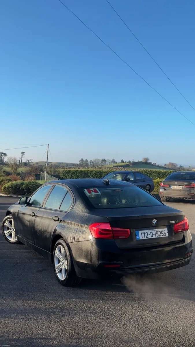 BMW 3-Series 2017 - Image 2