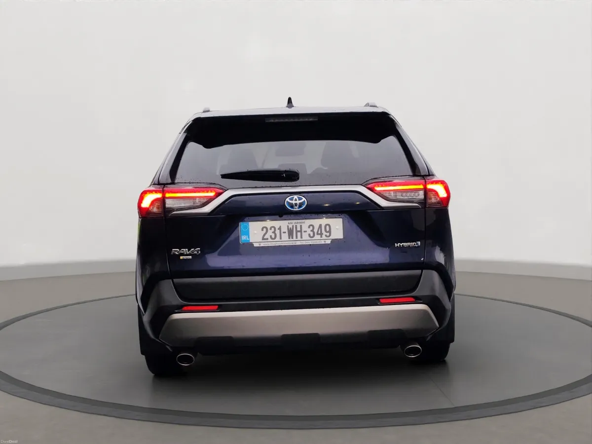 Toyota RAV4  Hybrid SOL - Image 2