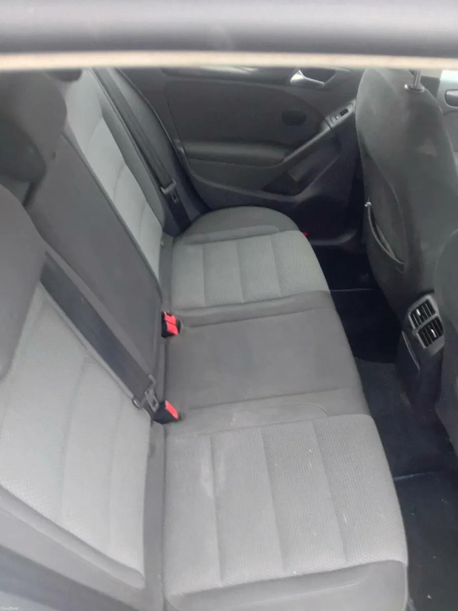 Volkswagen golf  2011 RLINE - Image 4