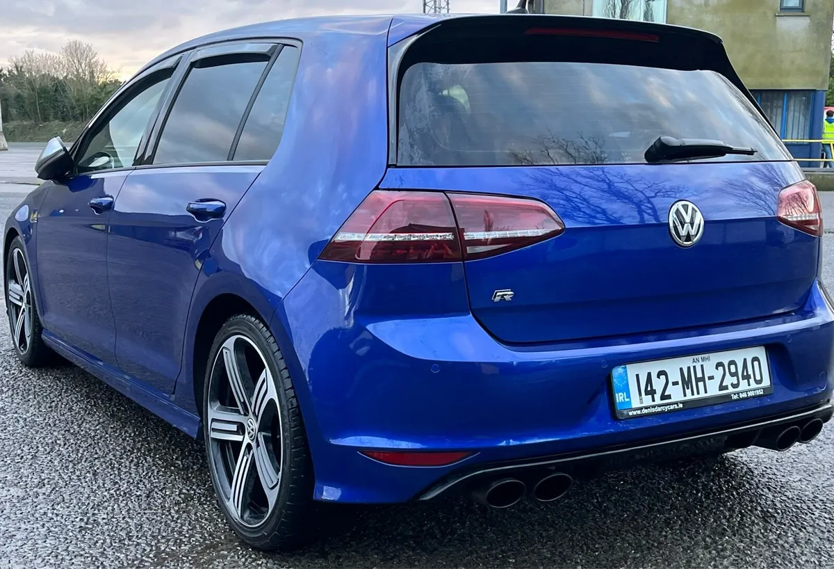 Volkswagen Golf R - Image 3