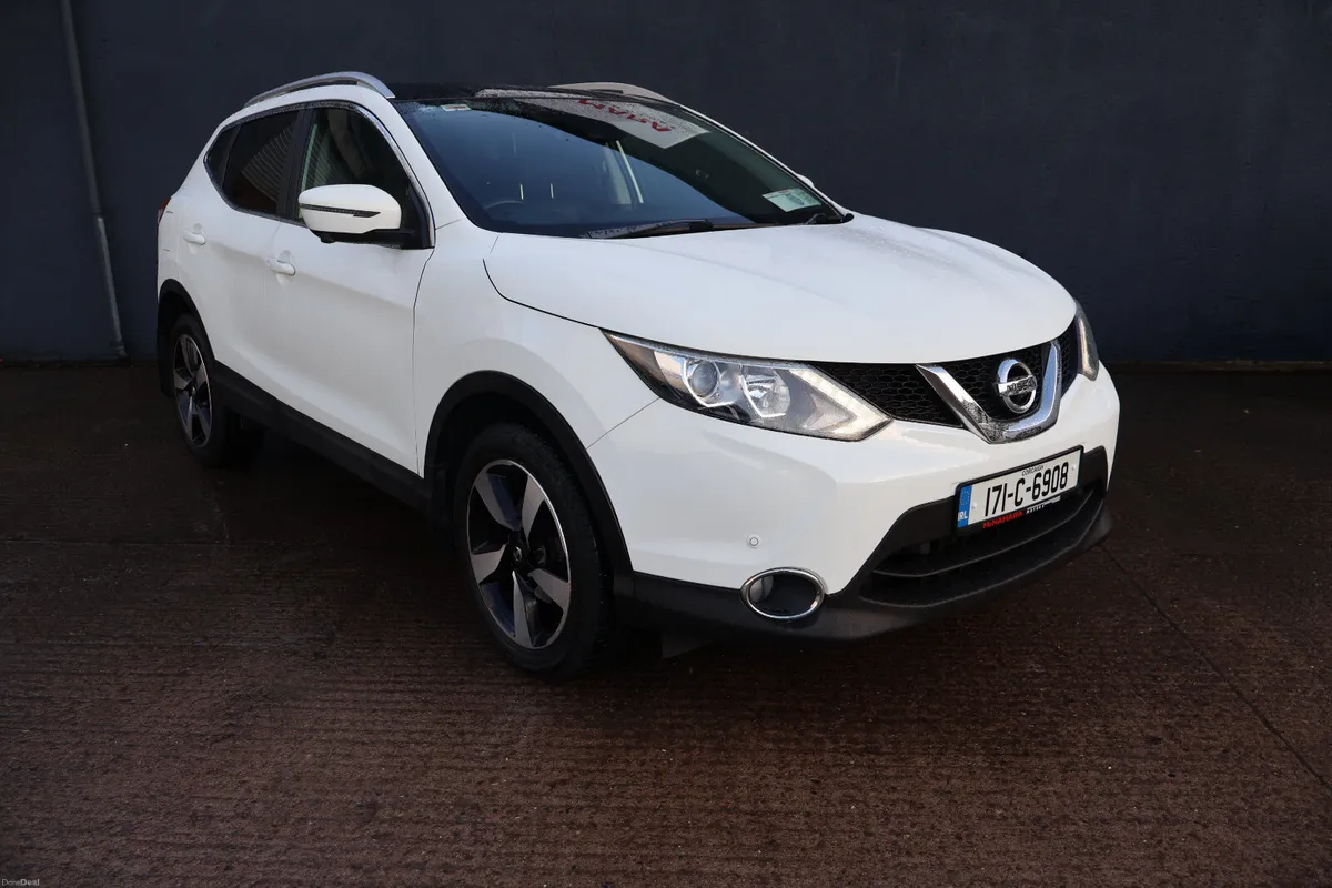 Nissan Qashqai SV Premium 1 Owner New Timing Belt! - Image 3