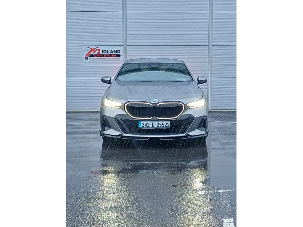 BMW 5-Series G60 E M SPORT PRO 295BHP - Image 3