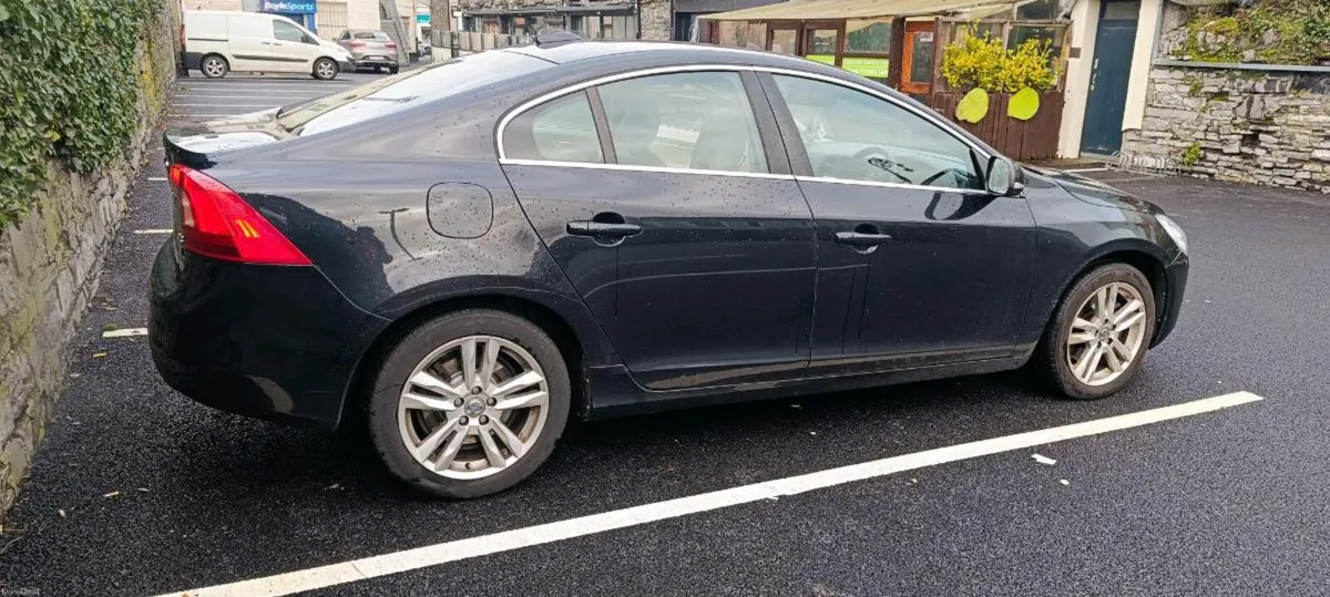Volvo S60 2011 - Image 3