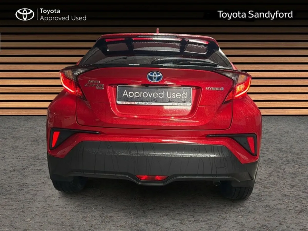 Toyota C-HR HYBRID SPORT // REAR CAMERA // BLUETOO - Image 4