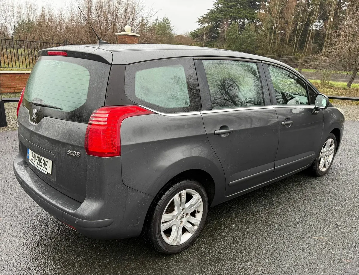 Peugeot 5008 Low Miles 7 Seater - Image 3